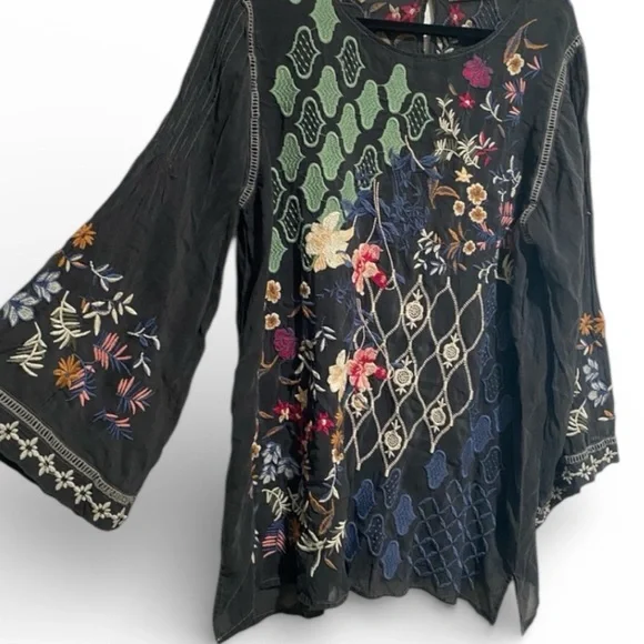 Johnny Was heavily embroidered Esmeralda Tunic NWT - Picture 2 of 12